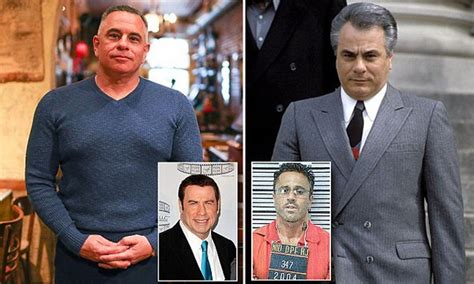 How much was john gotti worth when he died. John Gotti, the notorious Gambino family crime boss, was known for exuding his sense of power by wearing $1,800 suits, silk ties and cashmere topcoats. 