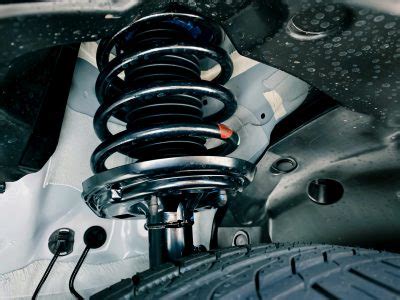 How often should you change your struts