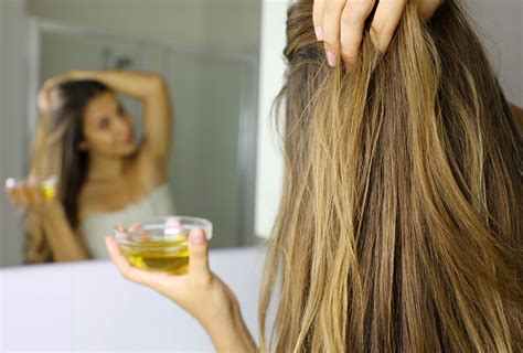 How often should you oil your hair. "Depending on your hair type and how often you wash your hair, you can use castor oil once or twice a week," she says. Simply work a few drops evenly through your scalp and strands and leave it in for about 20 to 30 minutes. Kimble cautions that if you have thinner hair, you should use the product sparingly, as it can weigh down your roots. 