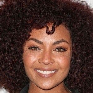 How old is ashley everett