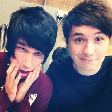 How old is dan howells brother