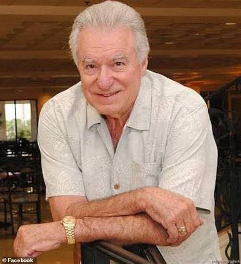 How old is david siegel