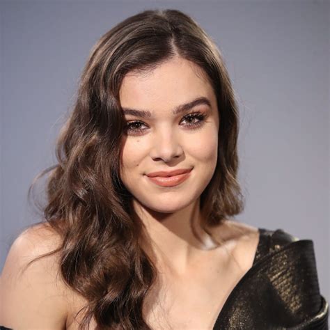 How old is hailee steinfeld