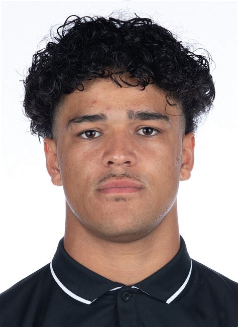 How old is jackson harris