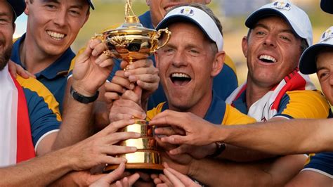How old is luke donald