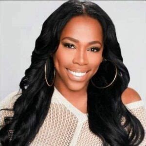 How old is nicci gilbert