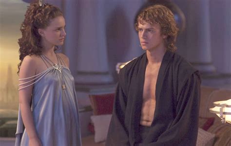 How old is padme when she meets anakin. She found a journal Shmi was keeping and hoped to give Anakin one day so he’d know what she did after he left. This helped Leia understand that Anakin wasn’t born a monster and that he helped people when he was a slave. To show that she had made peace with who her father was she named her youngest son Anakin. In the New EU I don’t know. 