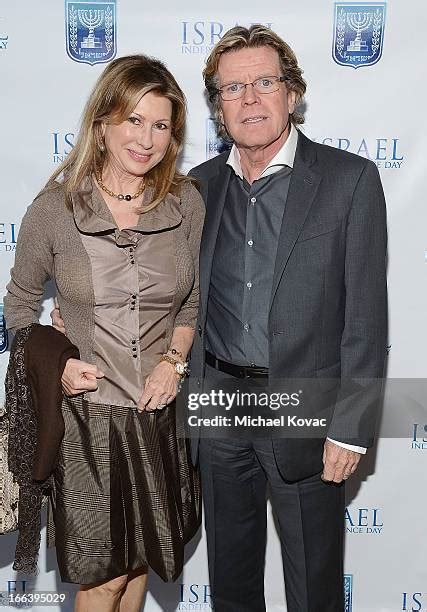 How old is peter noone wife