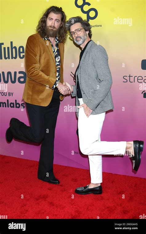 How old is rhett and link