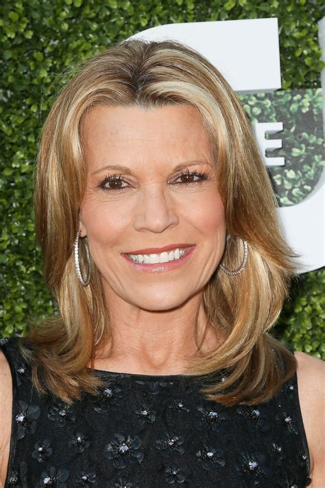 How old is vanna white