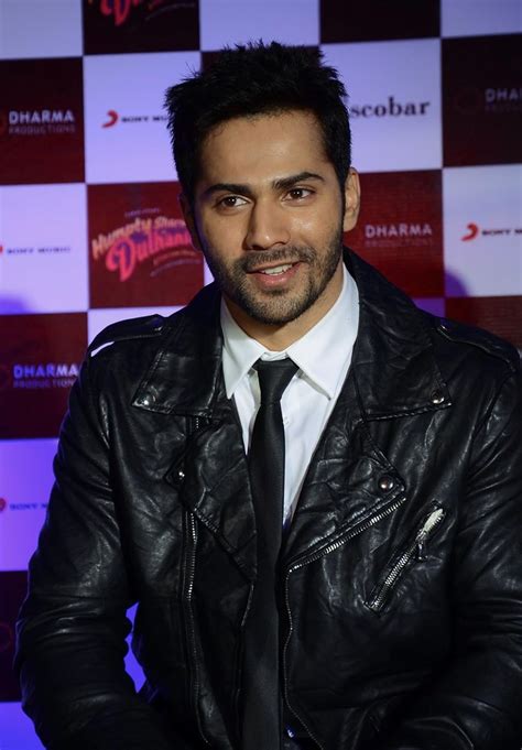How old is varun dhawan