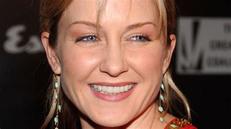 How old was amy carlson when she died. Furthermore, according to CBS News, she claimed she was 18 billion years old and at some point in her life, was Jesus. Amy Carlson died at the age of 45. 