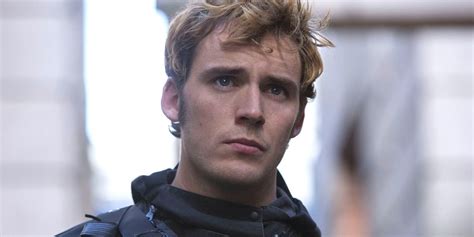 How old was sam claflin in hunger games