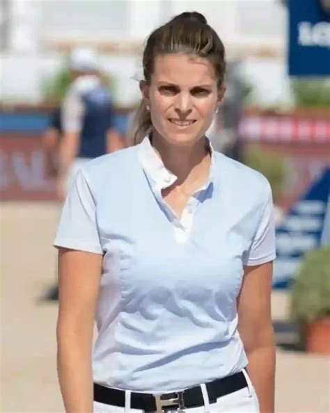 How tall is athina onassis