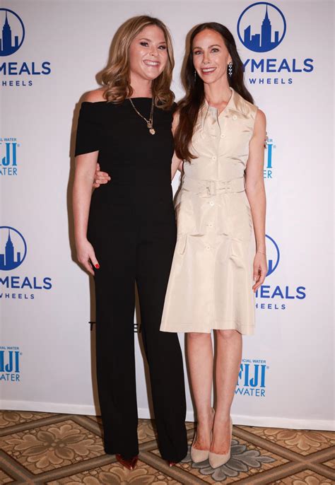 How tall is barbara bush