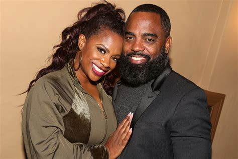 Kandi Burruss Married Life Burruss married Todd Tucker, a former line producer for The Real Housewives of Atlanta, on April 4, 2014. They had been dating since 2011.. 