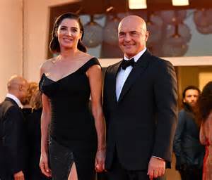 How tall is luca zingaretti