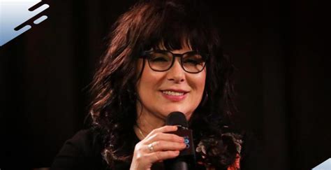 How tall is nancy wilson