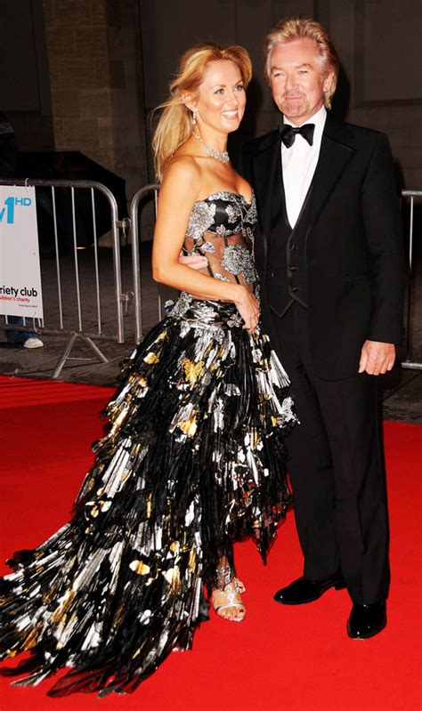 How tall is noel edmonds in feet