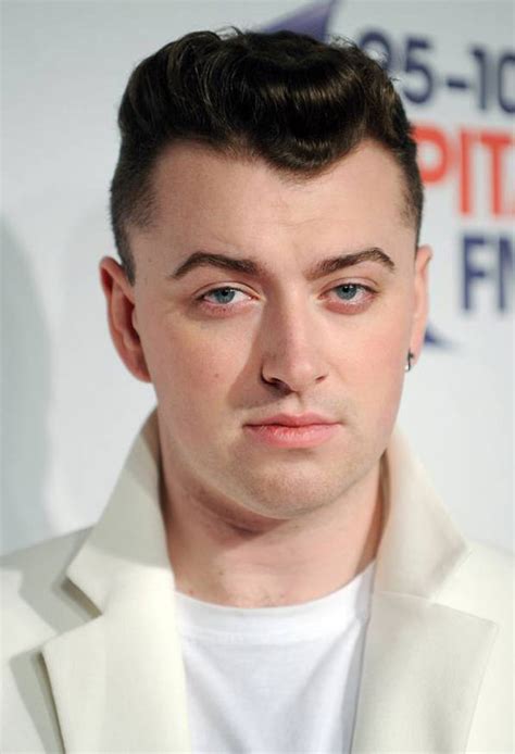 How tall is sam smith the singer