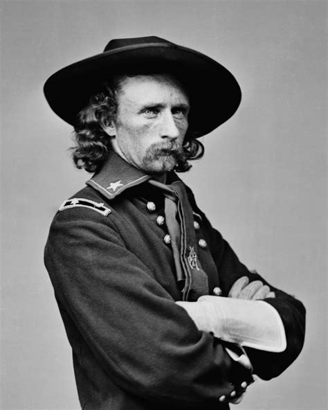 How tall was general custer