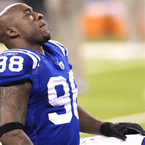 How the Indianapolis Colts Will Survive Robert Mathis