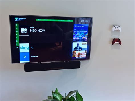 How the Xbox One and Xbox One X will protect your OLED TV from burn-in