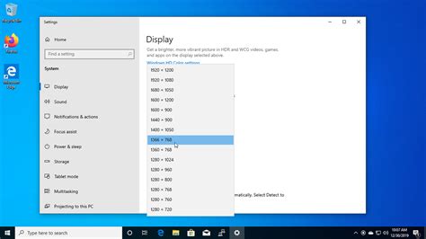 How to Adjust the Screen Resolution Setting in Windows