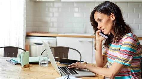 How to Build Rapport with Customers over the Phone