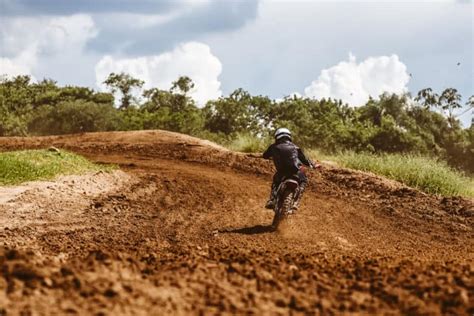 How to Build a Motocross Track At Home Frontaer