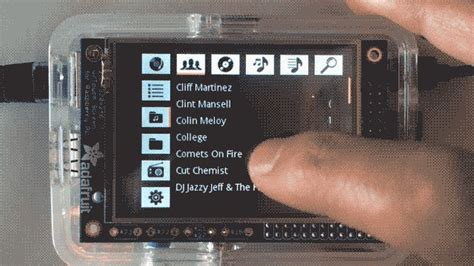 How to Build a Raspberry Pi Jukebox Any Non-Geek Can Use