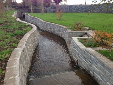 How to Build a Retaining Wall for Water Retention