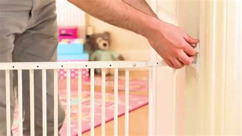How to Build a Safe and Secure Baby Gate around a Bed Gate Up Safe