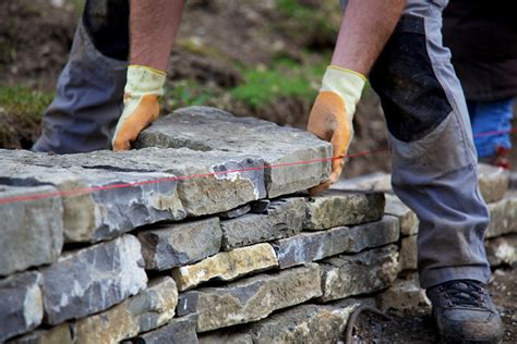 How to Build a Stone Wall A StepbyStep Guide NH Thinstone