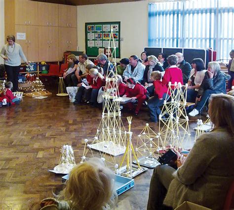 How to Build a Tall Spaghetti and Marshmallow Tower Spaghetti tower
