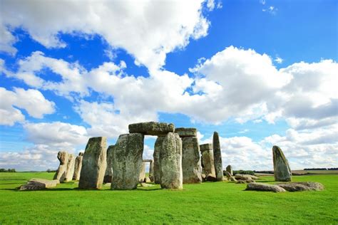 How to Buy Tickets to Stonehenge in 2024 - Road Affair