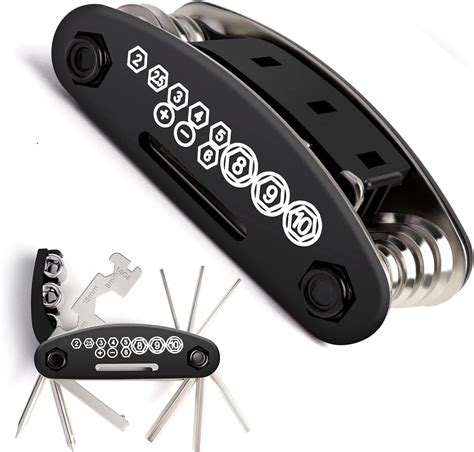 How to Choose and Use a Cycling Multitool Kit