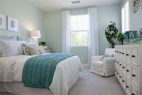 How to Choose the Right Paint Color for Your Bedroom