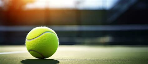 How to Choose the Right Tennis Ball