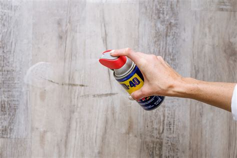 How to Clean Pen Marks from a Hardwood Floor