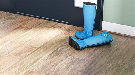 How to Clean and Maintain Laminate Flooring - Lowes