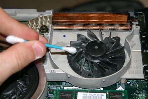 How to Clean laptop Fan: 2 Simple Methods - bollyinside.com