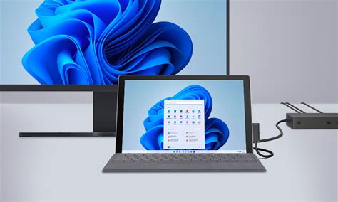 How to Connect a Surface Pro to a Monitor