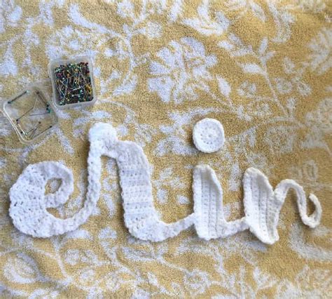 How to Crochet Personalized Wall Decor with Cursive Letters Crochet