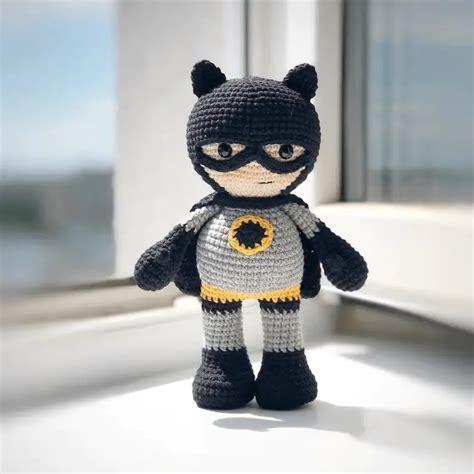 How to Crochet the Batman Symbol - Part 1/5 - Updated Version