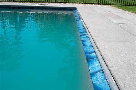 How to Deal With Cloudy Pool Water - Guarino