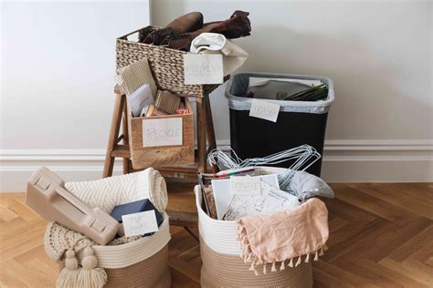 How to Declutter Your Home: 6 Best Roo…