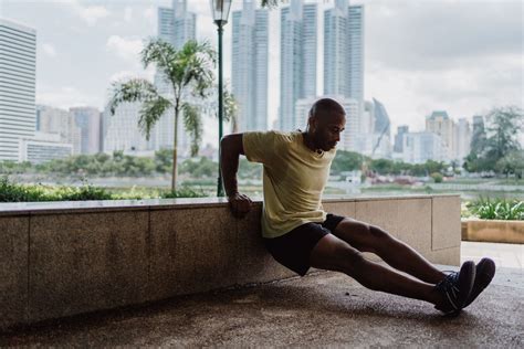 How to Do Reverse Dip Benefits Tips Techniques and Variations