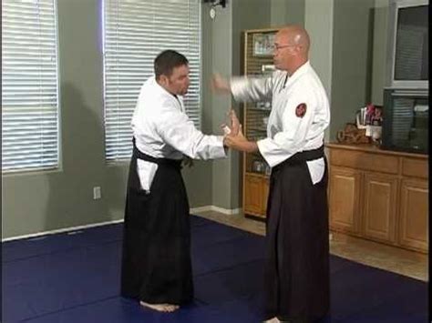 How to Do Shomen, Yokomen & Tsuki Aikido Lessons - YouTube