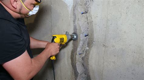 How to Fix a Basement Leak: DIY Basement Wall Crack Repair (…